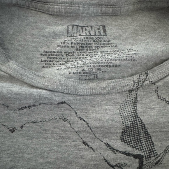 Marvel Comics Graphic T-Shirt | Avengers Characters | Size 2x - Picture 2 of 2